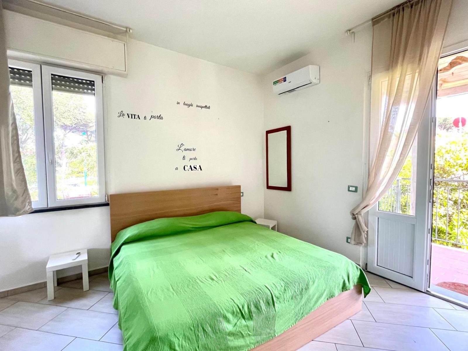 Pineta Apartament Tirrenia Exterior photo